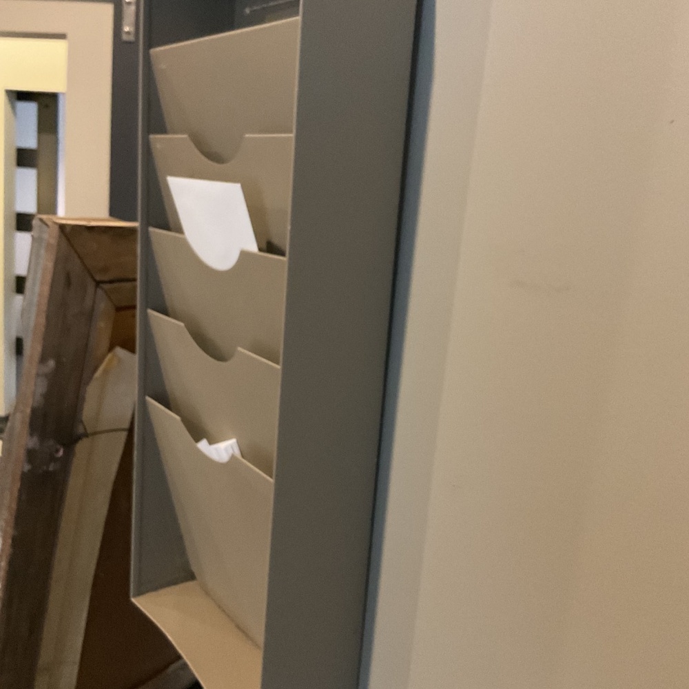 Organizer - Picture 2 of 3